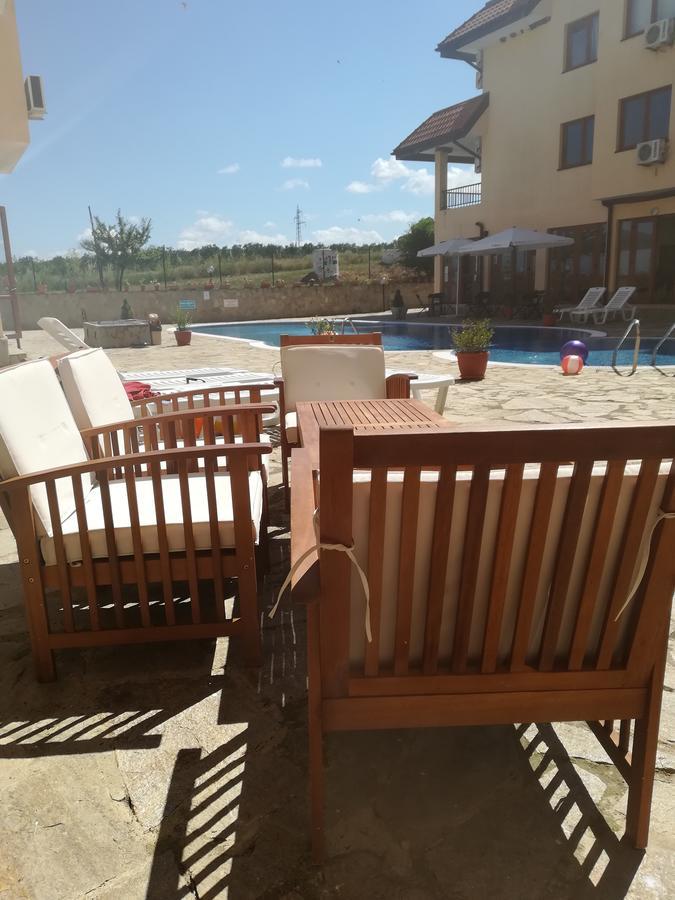 Oasis Beach Resort Apartments Близнаци Екстериор снимка